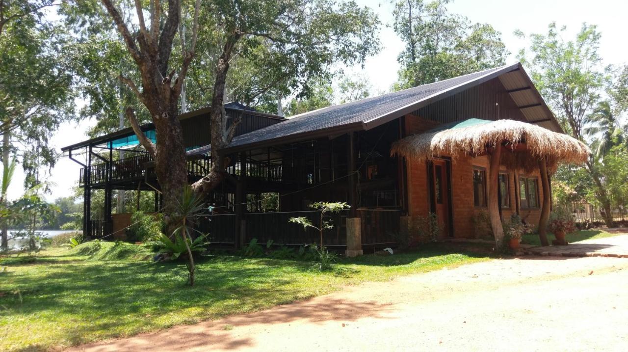 Nature'S Lake View Sigiriya Дамбула Екстериор снимка